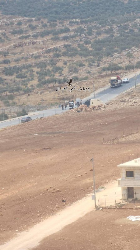 מחסום כוחות הכיבוש בכניסה המערבית לכפר אל-מוג'יר, צפונית מזרחית לרמאללה.