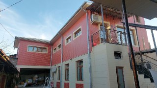 Корамурут  ТТЗ КОРЗИНКА атрофида АРЗОНГА 4,7 сотхли 8-хонали ХОВЛИ сот