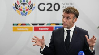 马克龙：俄罗斯显然没有同意停火的意愿在美方认为俄乌和平协议谈判进展顺利的时刻，法国总统马克龙不这么认为。马克龙周二表示，“俄罗斯显然没有同意停火的意愿”，并呼吁继续向俄罗斯施压，促使其进行谈判。马克龙称，周二举行的乌克兰支持者视频会议上，“几位与会者”通报了他们与俄罗斯方面，特别是与普京总统的直接会谈内容。👉 继续浏览后续：https://rfi.my/CDNg.g