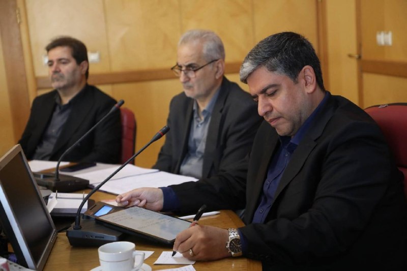 فرمانداری اردبیل: همایش فرمانداران استان با حضور استاندار اردبیل وحضور فرزاد قلندری فرماندار اردبیل در این همایشبا حضور مسعود امامی یگانه