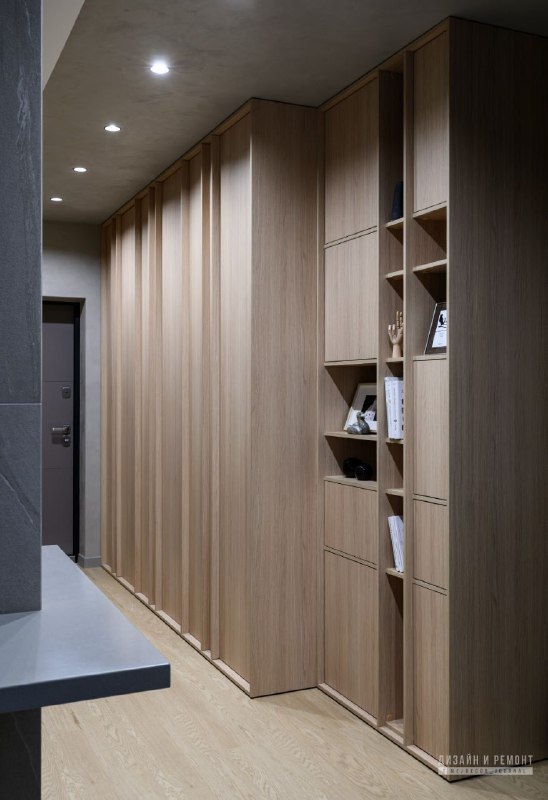 Квартира 45 м для молодого человека В этом проекте угловая кухня не подошла она перекрывала бы проход из коридора. Линейная планировка тоже не реша... - изображение 8 - хранения, дизайн, квартира