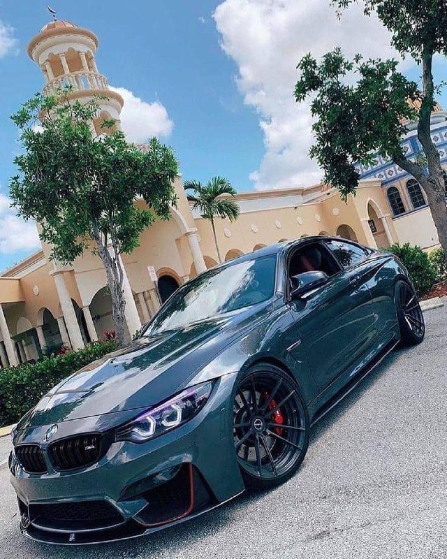 BMW M4 F82