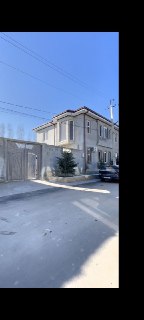 Кибрай Селекцияда 1,6соток 2этаж 6хонали участкамиза сотилади N069