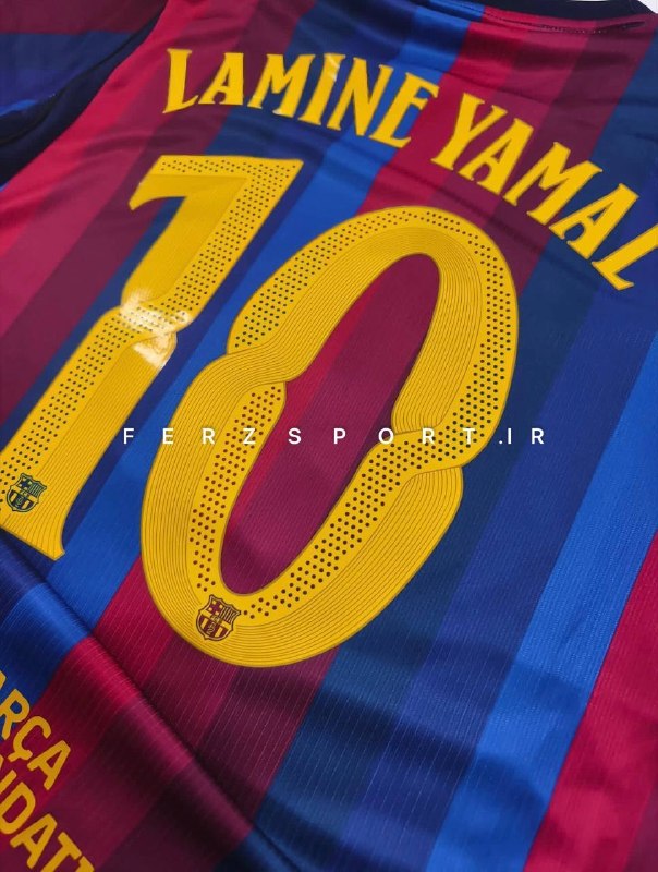 کیت و کفش فوتبال فرز اسپورت⚽️: مرحله دوم :به این شکل زدیم پشت کیت اول بارسلونا2027 به سفارش مشتری عزیزمون❤️💙(دقت کنید فقط تو چاپ #اورجینال این شیار ها