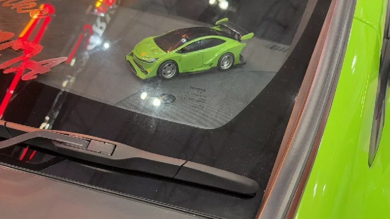 Японцы сделали из Toyota Prius шоу-кар в стиле босодзоку. 9