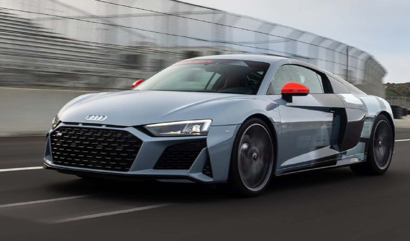 Из-за высокого спроса на Audi R8 компания продлила производство суперкаров