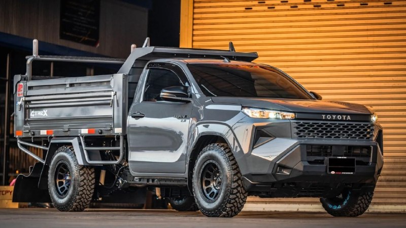 Toyota Hilux превратили в самосвал с грузоподъёмностью 5 тоннToyota Hilux в верс