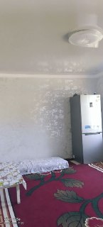 House with yard for sale in Bektemir district