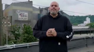 באופן חריג: הסנטור הדמוקרטי ג'ון פטרמן בנאום בועידה הרפובליקנית לפני בחירות האמצע - "אלחם בסוציאליזם"