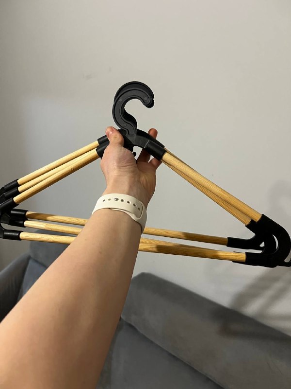 Продам вешалки / плечики JYSK — фото 1