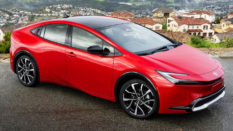 🚗💬 В 2027 году Toyota добавила к Prius новый цвет, обновлённую систему климат-