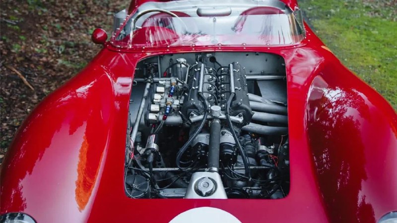 Maserati 200S из 1950-х продают за миллион долларов 6