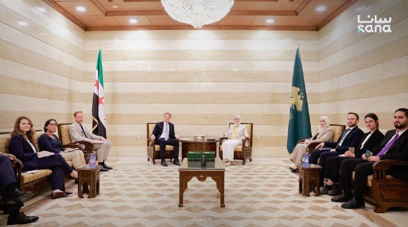 The Director of the European Affairs Department at the Ministry of Foreign Affairs and Immigration, Sally Shubat, meets with the Commissioner of the Kingdom of the Netherlands, Alexander Gertz, accompanied by a delegation from the Ministry of Foreign Affairs and the Ministry of Justice and Defense.