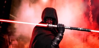 Hot Toys анонсировала фигурку Дарта Мола из сериала «Звездные войны: Дарт Мол — Повелитель теней»Даже потеря половины тела не остановит Дарта Мола от встречи с коллекционерами. В 2027 году компания Hot Toys планирует выпустить новую фигурку этого персонажа