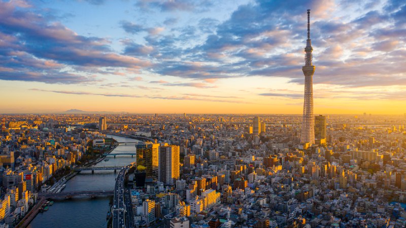 Counting us all inTokyo at sunrise (© pongnathee kluaythong/Getty Images)