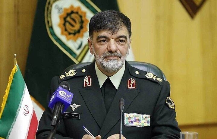 نسیم‌ آنلاین: هشدار صریح سردار رادان نسبت به نقشه دشمن برای آشوب فرمانده انتظامی کل کشور در ساری:🔹 جنگ سوم هنوز تمام نشده لذا باید با 