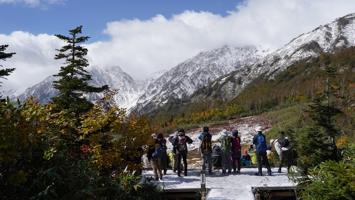 【2023初秋】晴、雨、 雪、楓、與冰雹的栂池自然園 (宿栂池山莊)