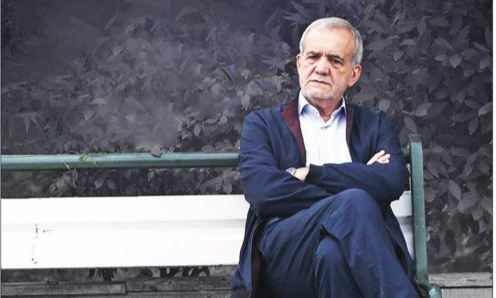 خبر و کلیپ داغ: 💬 انتقاد فارس از اظهارات پزشکیان؛ آقای رئیس‌جمهور مگر ما شروع‌کنندهٔ جنگ بودیم که پایان دادن به آن به دست ما باشد؟↙️لطفا