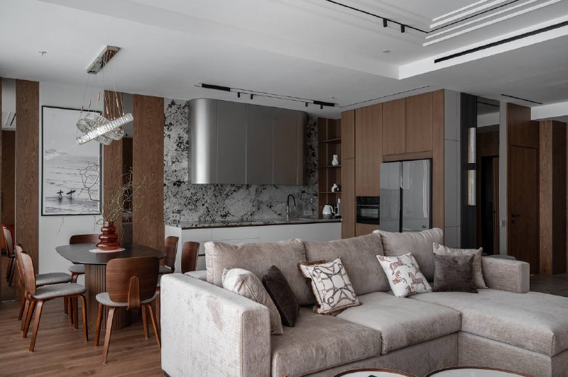 Реализованная кухня-гостиная с прихожей площадью 54,3 м . Проект был реализован хозяевами самостоятельно с вниманием к деталям и следованием первон... - изображение 1 - гостиная, выразительным, реализованная