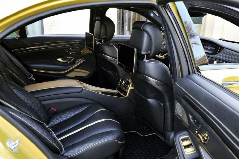 Mercedes benz s class (w222) Brabus rocket 900 Desert Gold Edition 2