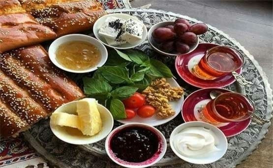 یاشیل وطن _ اخبار روز: هرگز #صبحانه راحذف نکنید! نتایج یک مطالعه نشان می دهد،80 درصد زنانی که بااستفاده از رژیم‌های غذایی،وزن خودراکم کرده واین