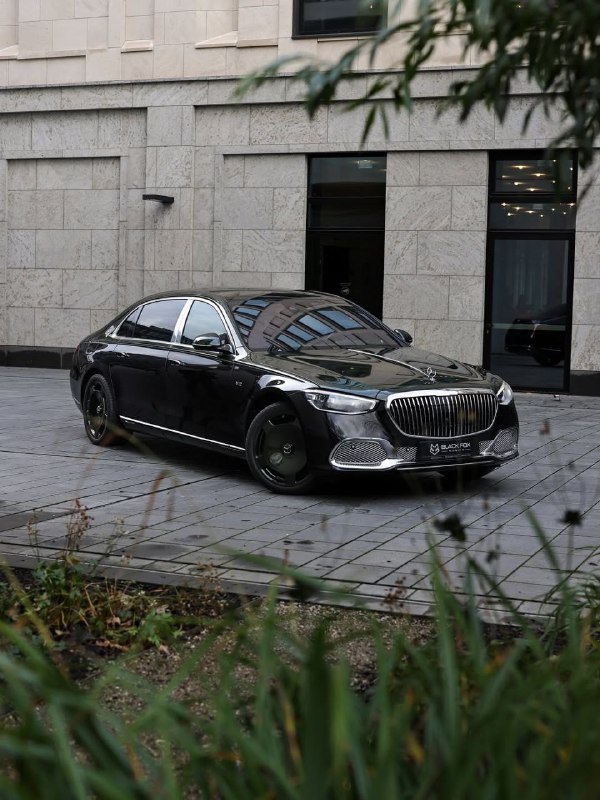 V.I.P 1 of 50 MAYBACH S 680 V12 Edition