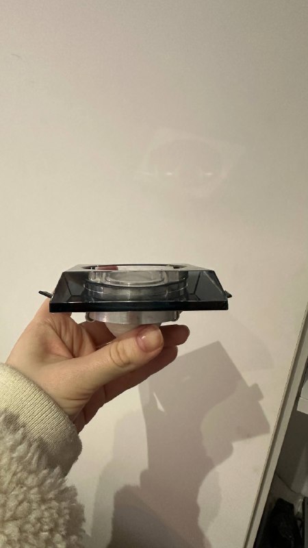 Продаю потолочные светильники — фото 1