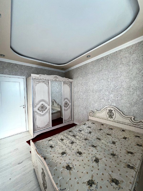 #Kvartira OLDIN YAXSHILAB O'QING 🗿🫵🏻Novostriyka ✅Kimlar Uchun: Oilaga Yoki 5Ta Qizga ✅Manzil: Tinchlik Metro Yonida ✅Xonalar soni: 2Xona 8/10Sharoitlar: Hamma sharoit bor ✅Yevro Remont ✅Narx: 600$