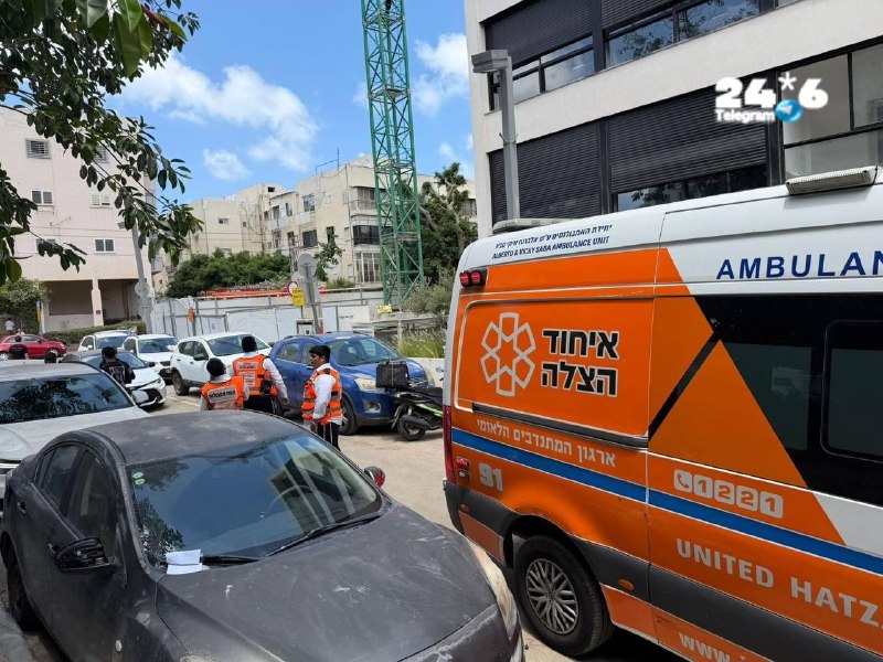 🇮🇱 עובד נפצע קשה לאחר שנפל מגובה במהלך עבודתו באתר בנייה בתל אביב. נפגע קיבל טיפול ראשוני במקום ולאחר מכן…