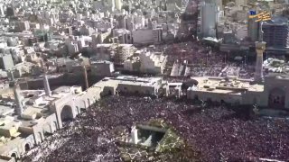 צילומי אוויר מראים את גודל המספר העצום של אבלים, כאשר כל הכיכרות והמסדרונות של ההיכל הקדוש של ירושלים התמלאו.