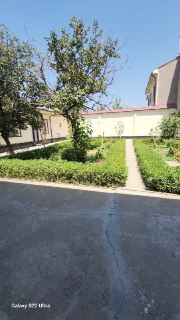 Продается дом можно как земельный участок под строительство.
Мирзо Улу
