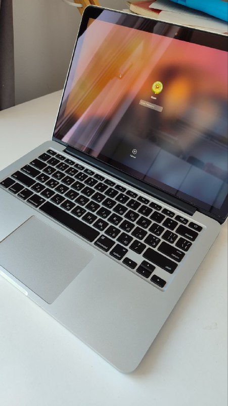 MacBook Pro Retina 2015, 13 inch, оперативная память 8 GB, 2,7 GHz Intel Core i5, 128 GB, аккумулято — фото 1