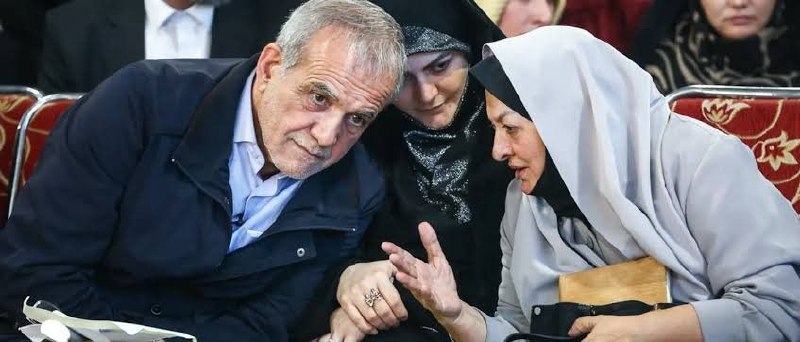 🌞 جوکستان🌞: افعی پرو مکس فقط دختر پوزیده۳۲ ساله نزاشته باباش یه زن از نزدیک ملاقات کنه 😂🇯‌🇴‌🇮‌🇳 ↯💥 @JOLESTAN 💥 🔚