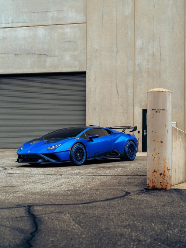 Lamborghini Huracan STO 60th Anniversary Edition