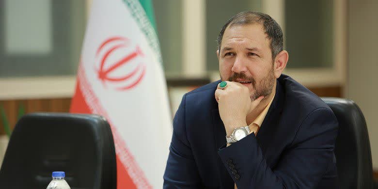 پارلمان شوراها: 🔺پیام تبریک رئیس شورای عالی استانها خطاب به کارکنان و کارمندان شوراهای اسلامی، مدیریتهای شهری و روستایی و دبیرخانه شور