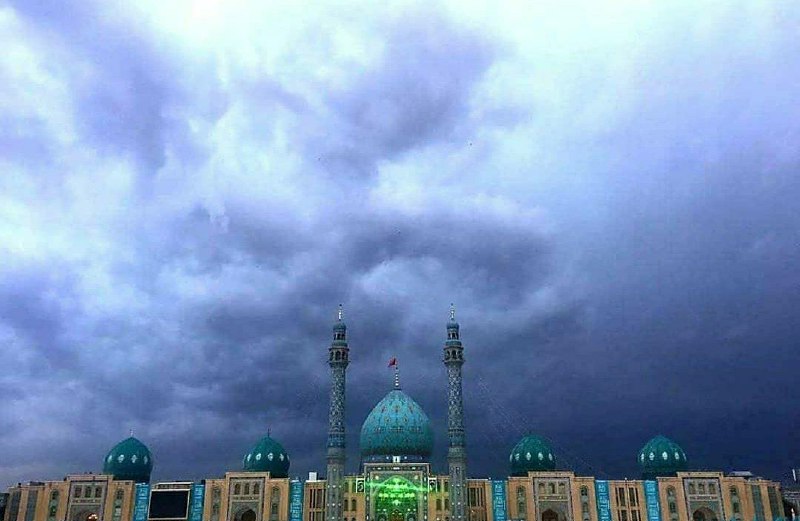 🌹کانال عاشقان اهل بیت علیهم السلام 🌹: #سه‌شنبه‌های‌جمکرانیای آینه هرچند نگاهم سنگ است؛هرچند کُمِیت چشم هایم لنگ است ...گویند: تو را دیده هرآنکس مرده؛یک عمر دل