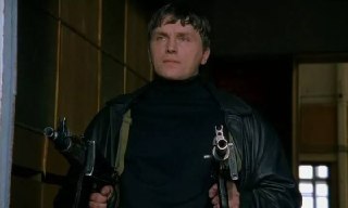 Звезда фильма "Бумер" и сериала "Бригада" Александр Высоковский пропал в Подмосковье.По нашей информации, 62-летний актёр пошёл с сыном на рыбалку на дикий пляж в Пущино. Ушёл чуть вперёд и пропал. Домой сын артиста вернулся один — супруга Лилия сразу попр