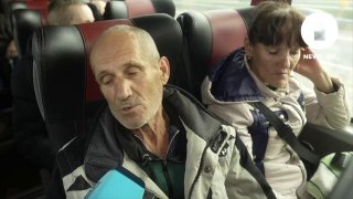 יש לך ציוויליזציה כאן בבלארוס. אנחנו לא רגילים לזה אני הולך, אני מצלם את זה ובוכה כי אין לנו את זה, הכל שחו…