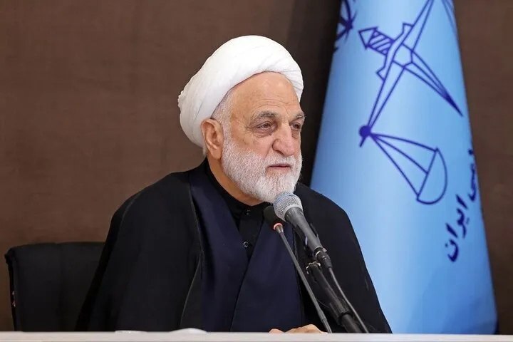 عصر ایران: اژهای: درباره اصلاح قیمت بنزین اختلافنظر وجود دارد🔹️ در قضیهی تراستیها، موضوع مهم آن است که پیگیری و اهتمام ما استمر