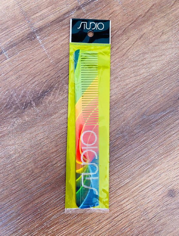 Расческа парикмахерская