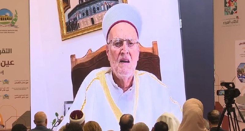 خطيب الأقصى يدعو لإحياء ذكرى إحراق المسجد