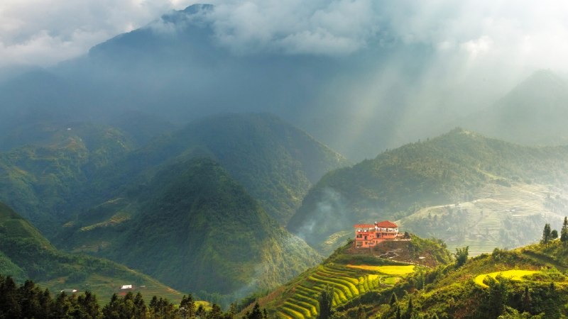 Tradition in every stepRice fields at Sapa, Lào Cai, Vietnam (© Anujak Jaimook/Getty Images)