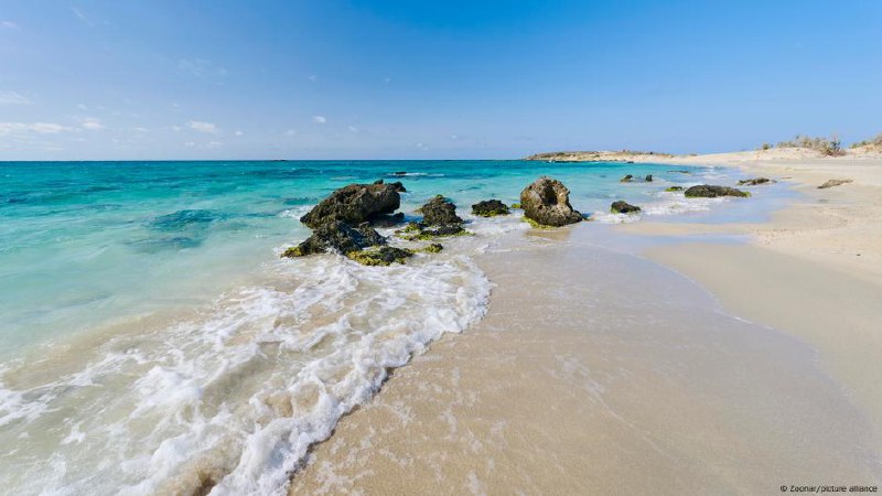 Greece issues tsunami warning after strong earthquake