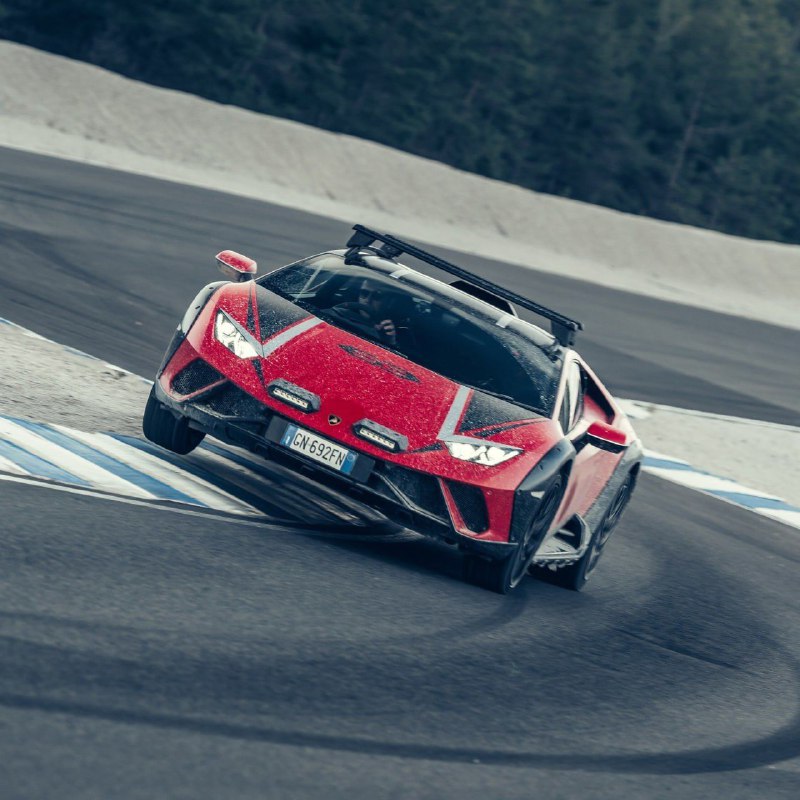 Huracán Sterrato 6