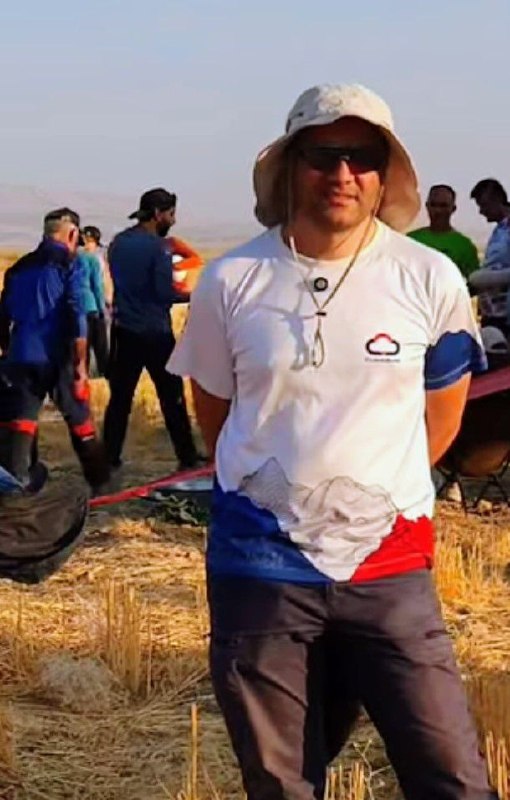 קהילת התעופה של איראן אבלה על סלמאן עבדולי; טייס מצנח הרחיפה מת בתאונת דמאוואנד אחר הצהריים.