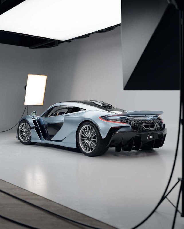 McLaren W1 2