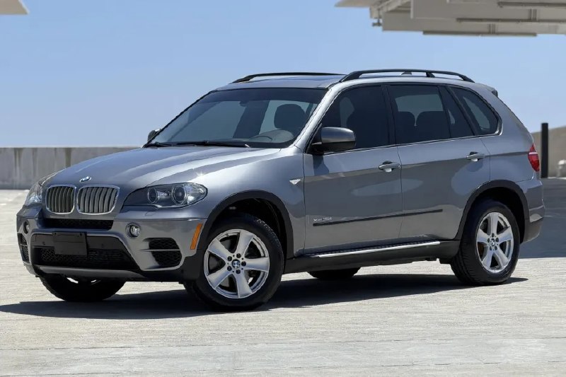 X5 xDrive35d 2012 года на аукционе без резерва — редкий зверь с дизельным сердце