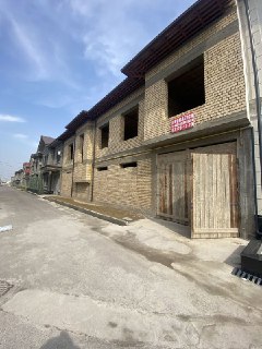 Uchtepa Izza Mahallada 4+4 sotix uy sotiadi