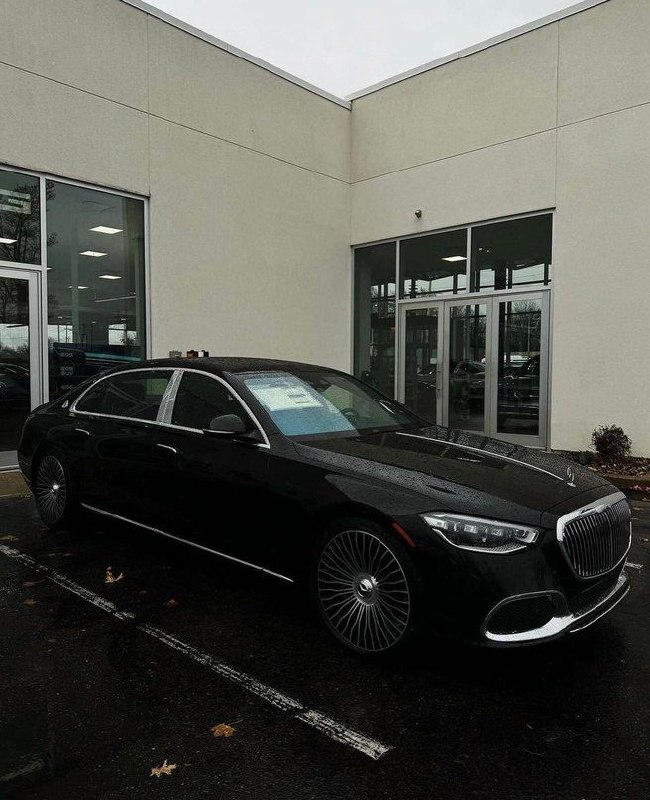 Mercedes-Maybach S680 7