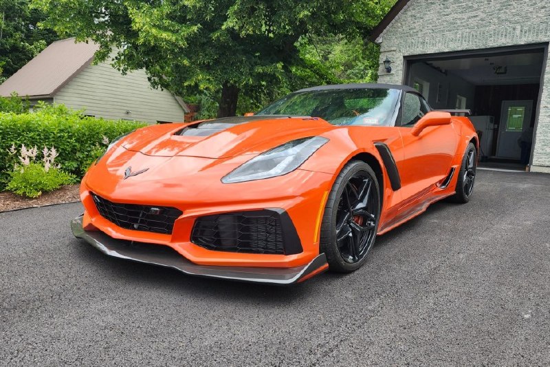 Мы разобрались в деталях эксклюзивного Chevrolet Corvette ZR1 Convertible 2019 г